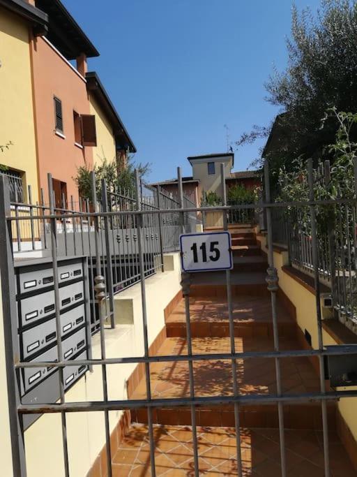 Appartement Casa Di Michela A Sirmione Con Piscina Extérieur photo